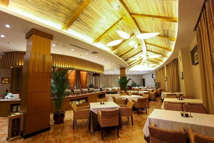 Баошань: Fengsheng Zhongzhou Yihe Hotel