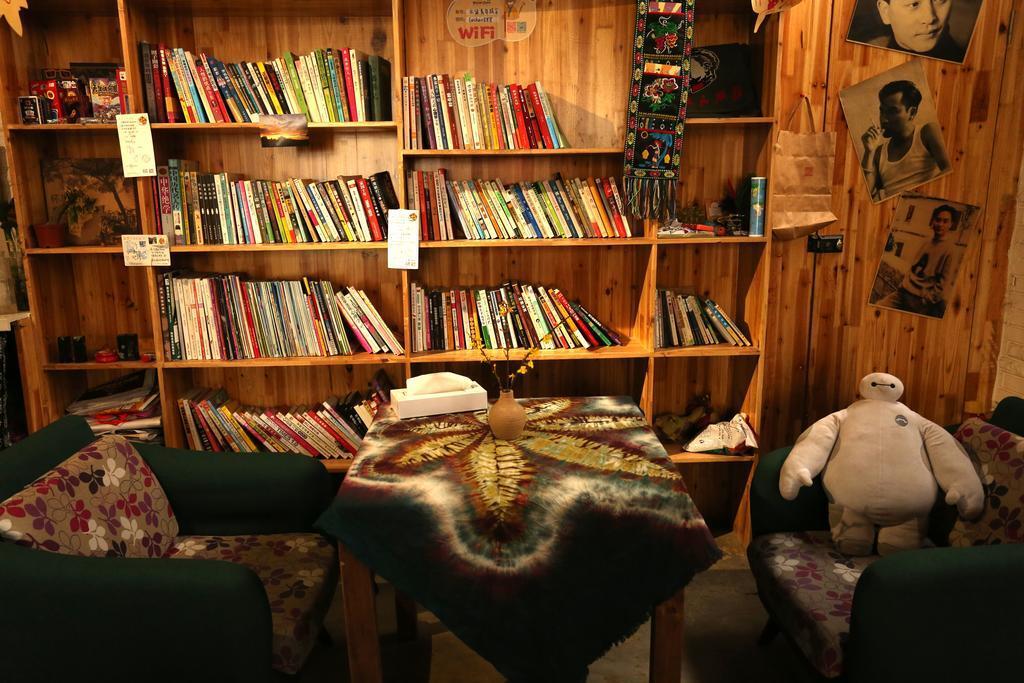 Лоян: Le Chao Youth Inn