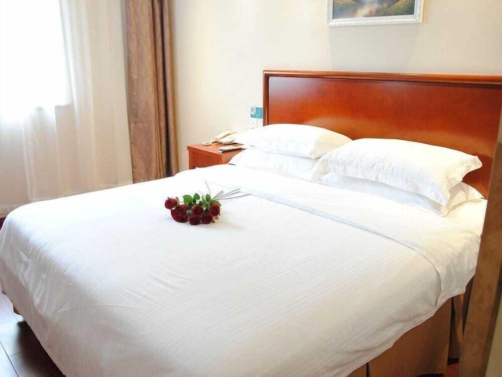 Хэфэй: GreenTree Inn Anhui Hefei North Fuyang Road Luyang Industrial Park Express Hotel