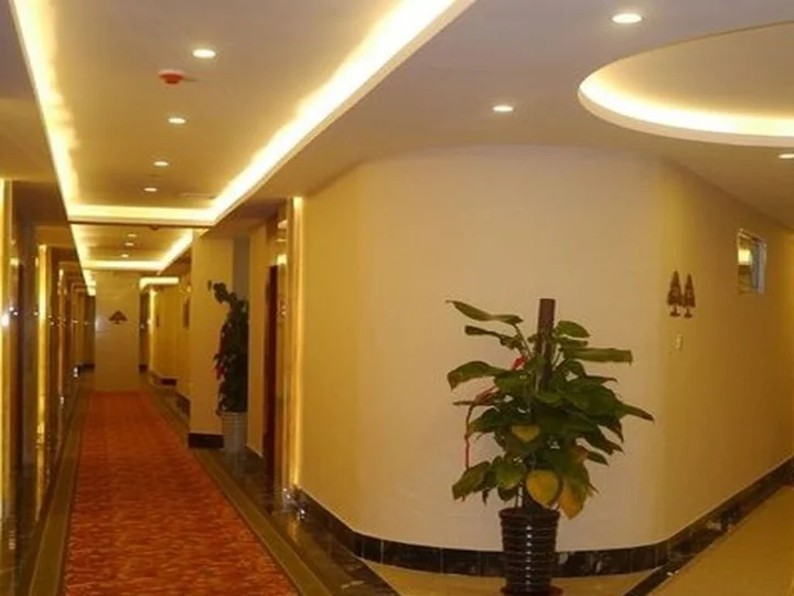 Хэфэй: Greentree Inn Hefei Damo Sqaure Business Hotel