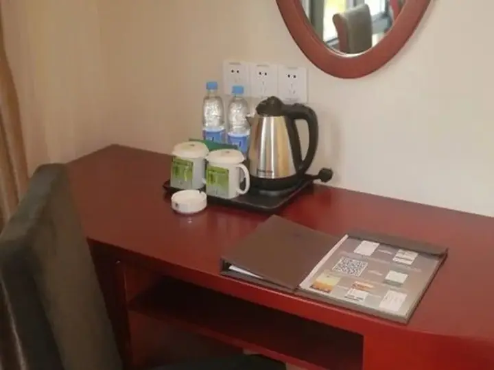 Хэфэй: Greentree Inn Hefei Damo Sqaure Business Hotel