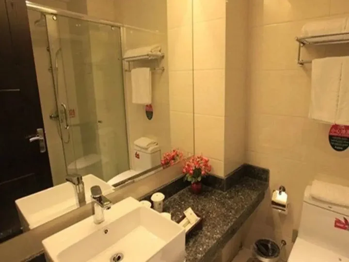 Хэфэй: Greentree Inn Hefei Damo Sqaure Business Hotel