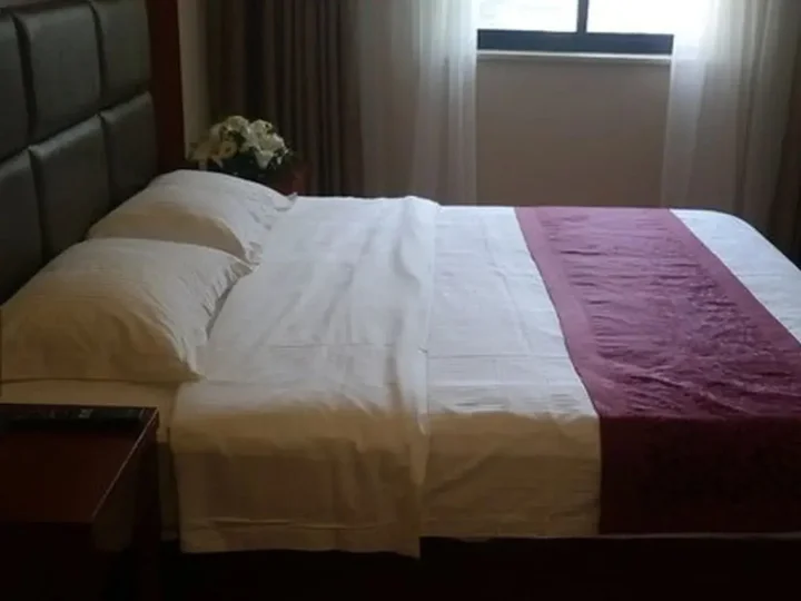 Хэфэй: Greentree Inn Hefei Damo Sqaure Business Hotel