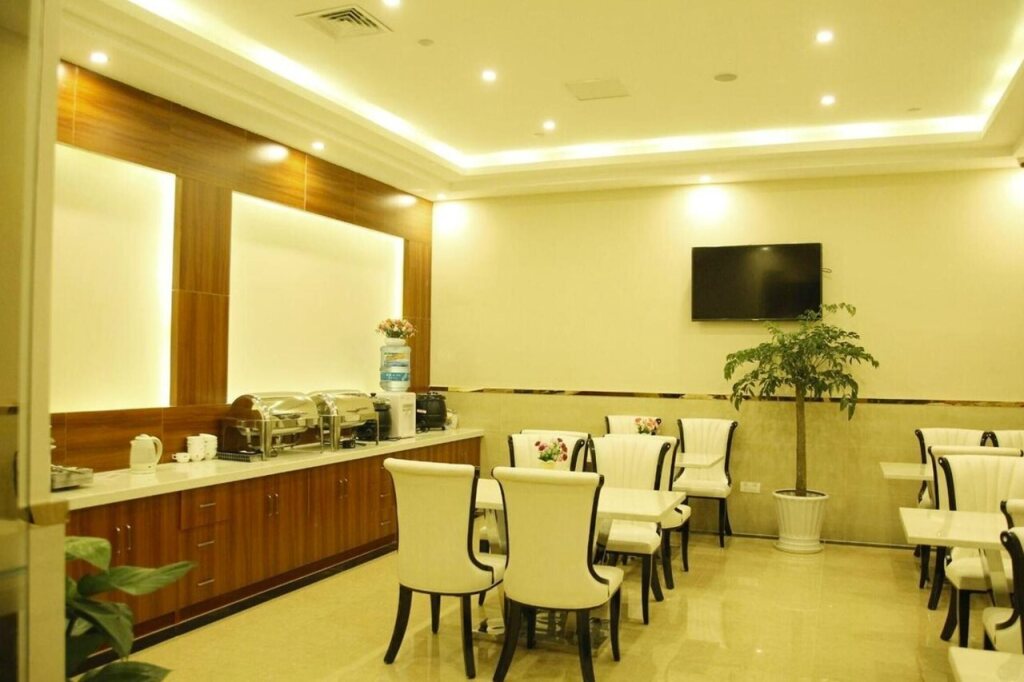 Хэфэй: GreenTree Inn Hefei East Wangjiang Road CTCE Express Hotel
