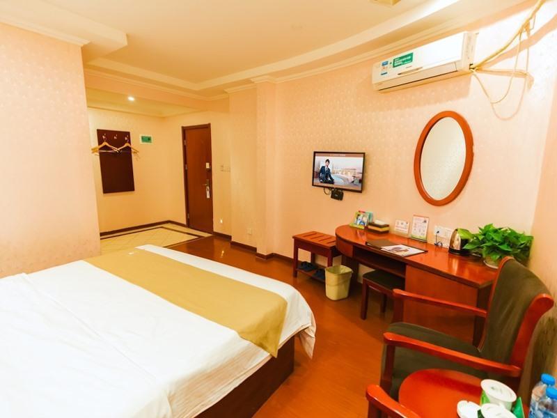 Шаоксинг: GreenTree Inn Zhejiang Shaoxing Paojiang Industrial Park Tanggong Road Business Hotel