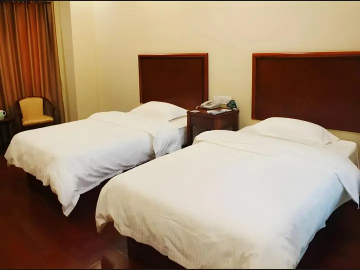 Шаоксинг: GreenTree Inn Zhejiang Shaoxing Paojiang Industrial Park Tanggong Road Business Hotel