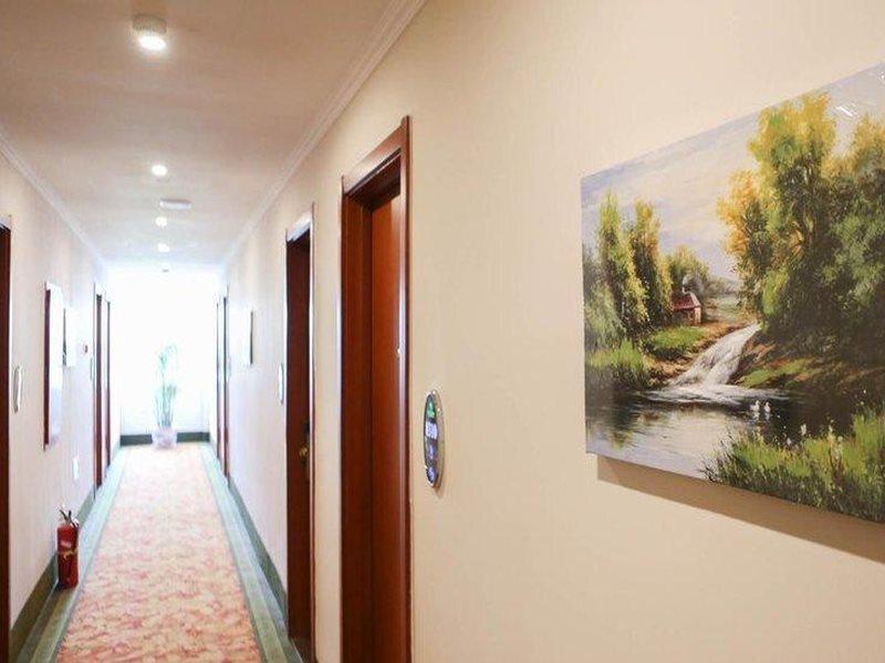 Шаоксинг: GreenTree Inn Zhejiang Shaoxing Paojiang Industrial Park Tanggong Road Business Hotel
