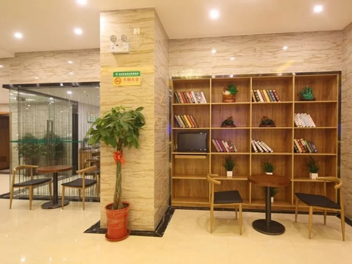 Яньчэн: GreenTree Inn Yancheng Yandu Bus Station Middle Daqing Road Express Hotel