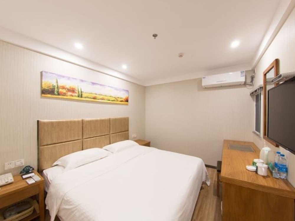 Яньчэн: GreenTree Inn Yancheng Yandu Bus Station Middle Daqing Road Express Hotel