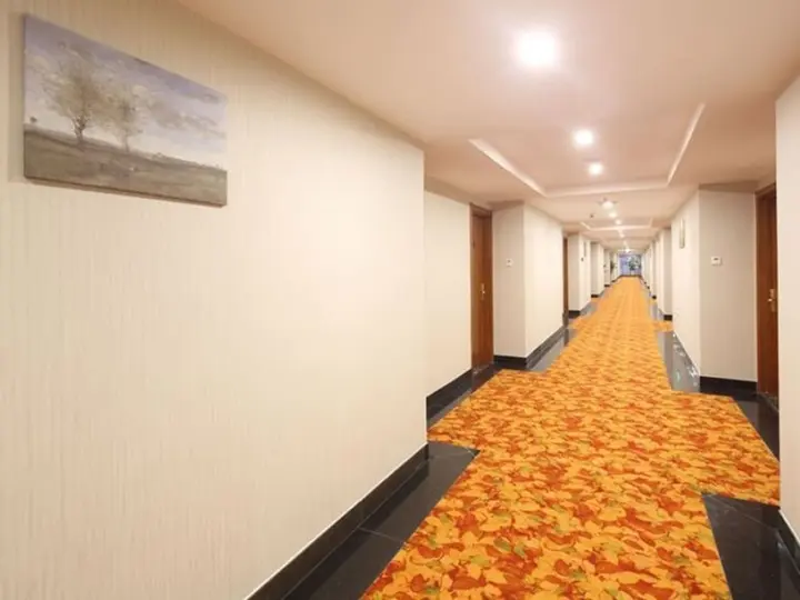 Яньчэн: GreenTree Inn Yancheng Yandu Bus Station Middle Daqing Road Express Hotel