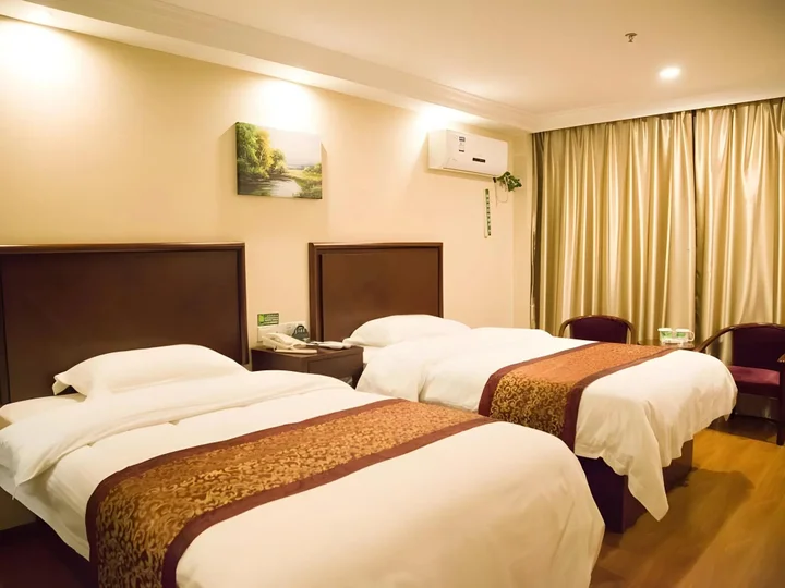 Тайчжоу: GreenTree Inn Taizhou Xinghua Wuyue Square