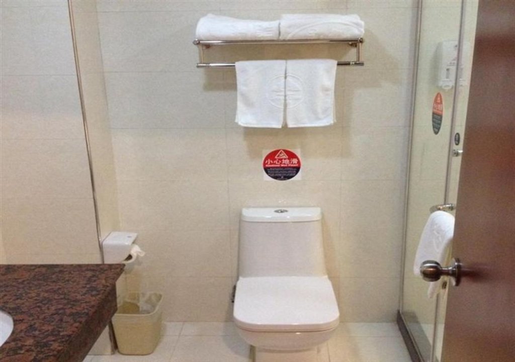 Тайчжоу: GreenTree Inn Taizhou Xinghua Zhangguo Bus Station Express Hotel