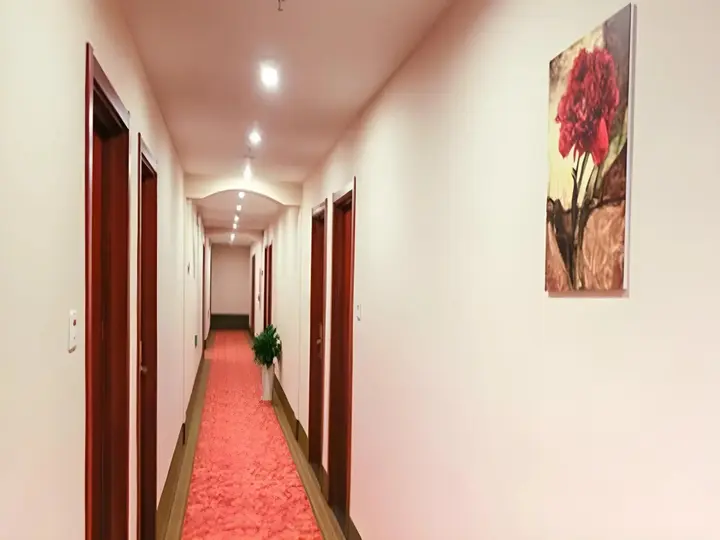 Чанчжоу: GreenTree Inn JiangSu ChangZhou South ChangWu Road West JingDe Road QianHuang Express Hotel