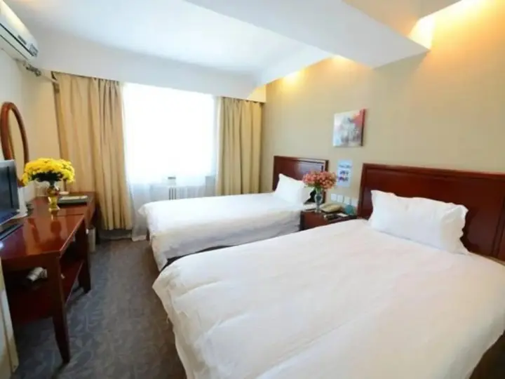 Чанчжоу: GreenTree Inn JiangSu ChangZhou South ChangWu Road West JingDe Road QianHuang Express Hotel