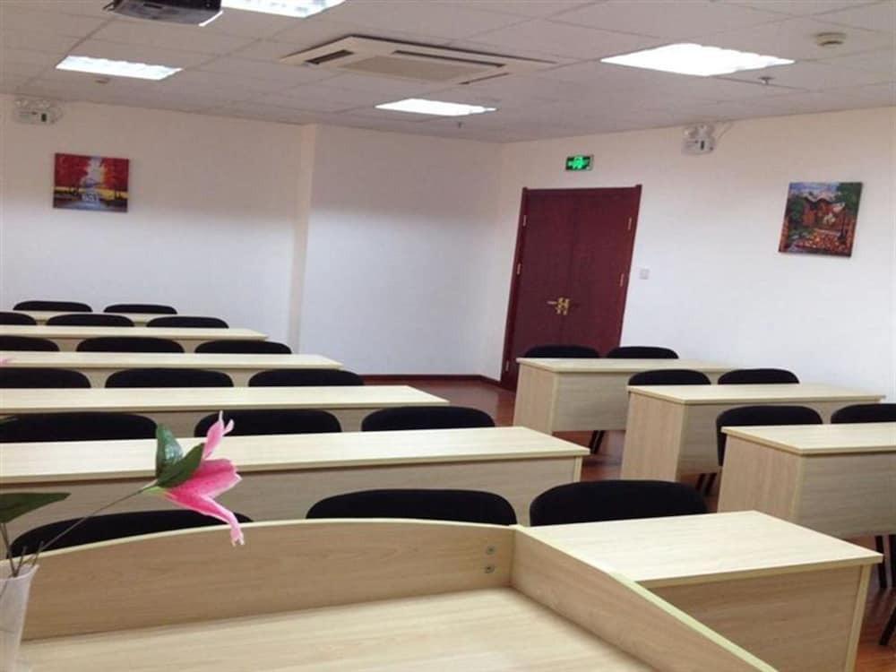 Тайчжоу: GreenTree Inn Jiangsu Taizhou Jichuan Road Wanda Plaza Business Hotel