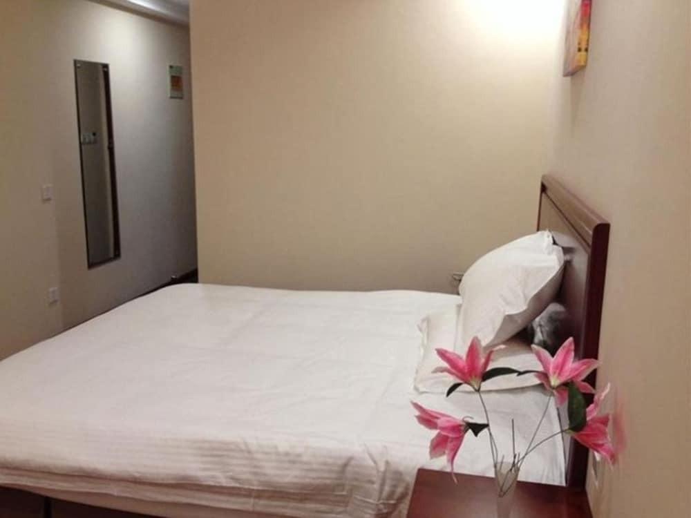 Тайчжоу: GreenTree Inn Jiangsu Taizhou Jichuan Road Wanda Plaza Business Hotel