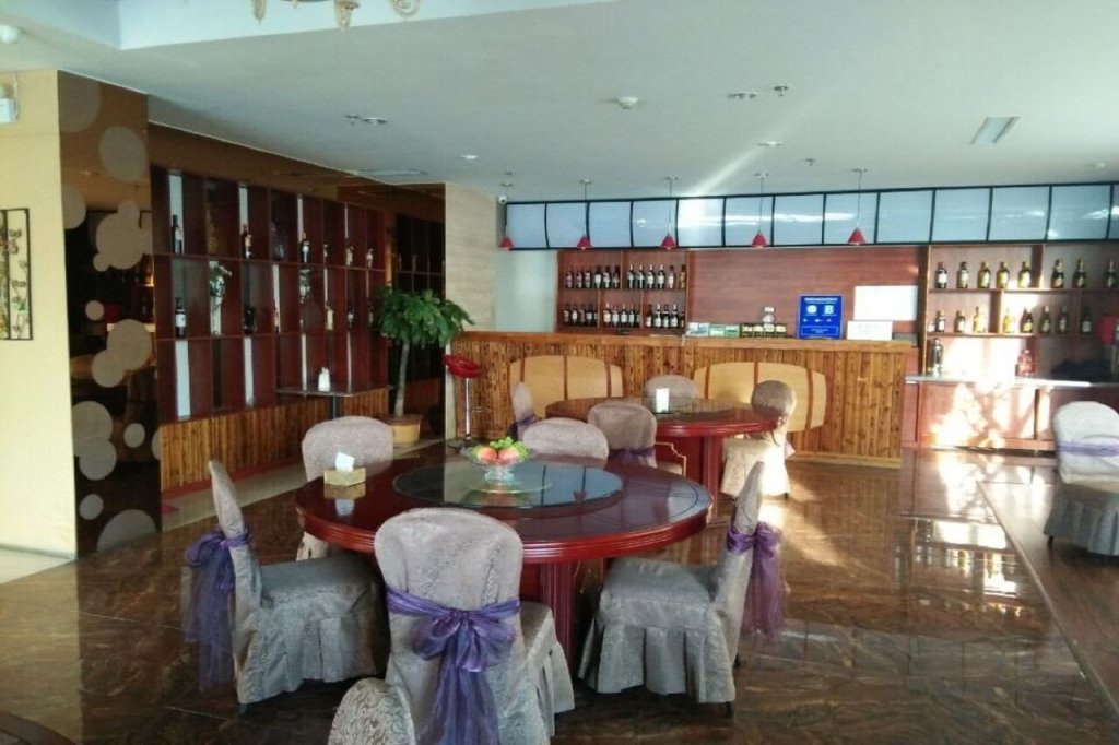 GreenTree Inn Shandong Qingdao Wuyishan Road Jiashike Shopping center Business Hotel — фото 3