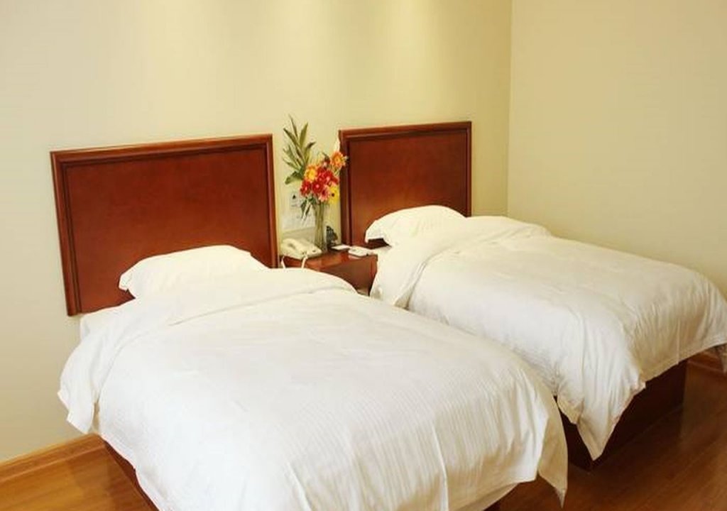 Суцянь: GreenTree Inn SuQian SiYang RenMin Road ZhongXing Express Hotel