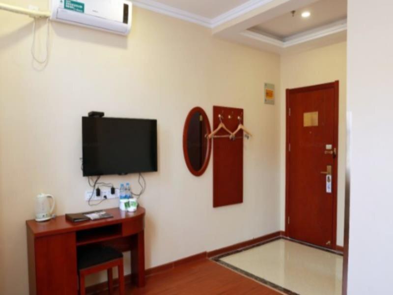 Суцянь: GreenTree Inn Suqian YiWu Business Center FuKang Avenue Express Hotel