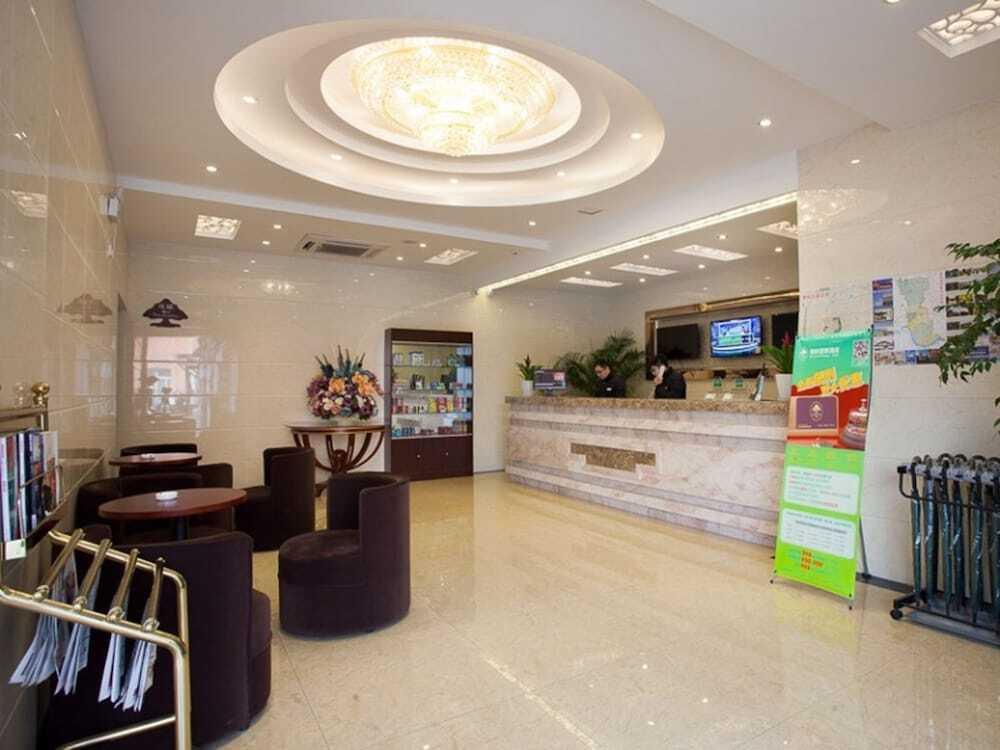 Тайчжоу: GreenTree Inn JiangSu TaiZhou YingChun W) Road Walking Street Express Hotel
