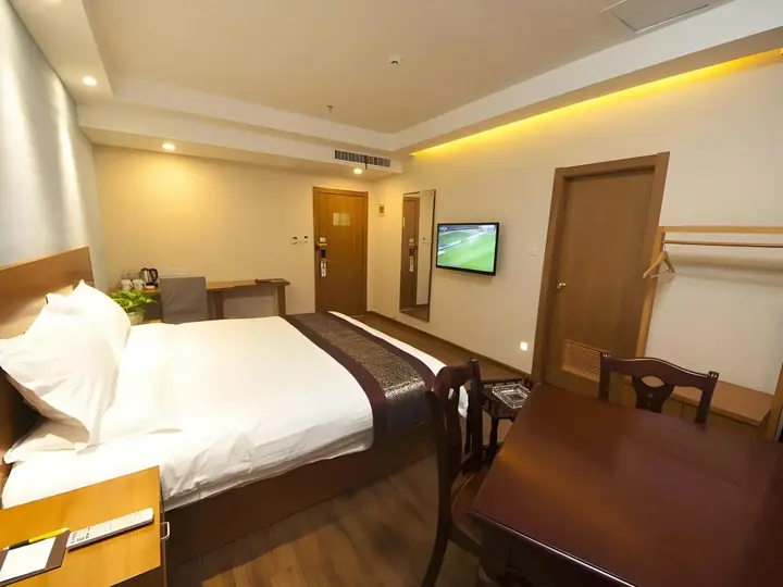 Тайчжоу: GreenTree Inn TaiZhou JingJiang ZhongZhou Road Sunshine International Business Hotel