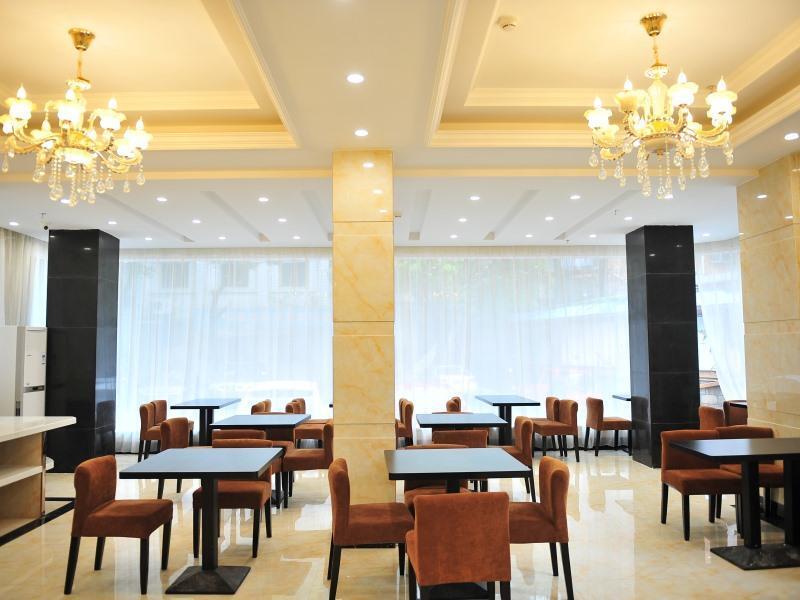 Наньчан: GreenTree Inn ZhanQian (W) Business Hotel