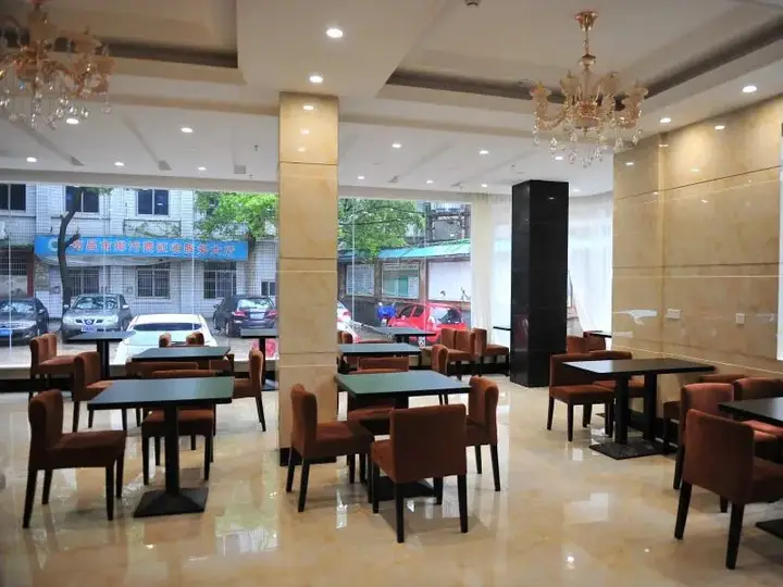 GreenTree Inn ZhanQian (W) Business Hotel — фото 2