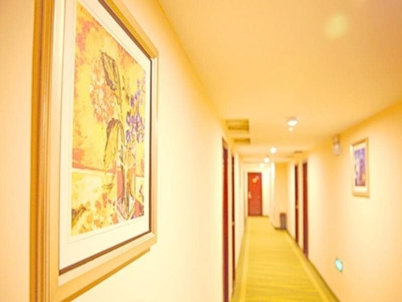 Наньчан: GreenTree Inn Nanchang Honggutan New Area Cuiyuan Road Subway Station Business Hotel