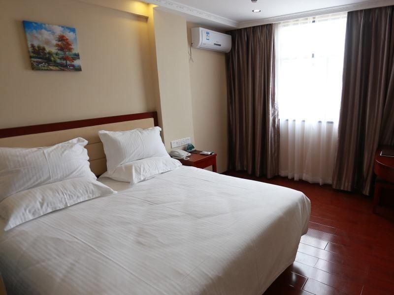 Шэньчжэнь: GreenTree Inn GuangDong ShenZhen BaoAn Airport New Terminal Express Hotel