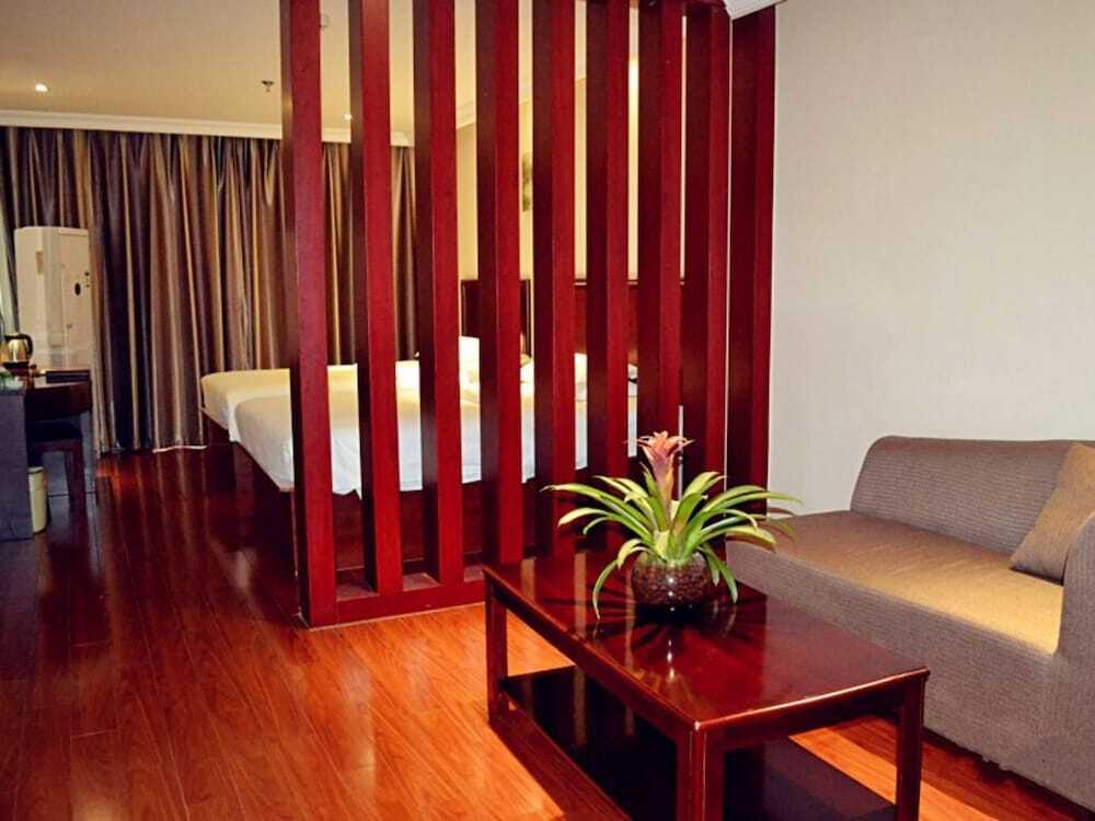 Цзинань: GreenTree Inn Jinan Gaoxin District International Convention Centre Hotel