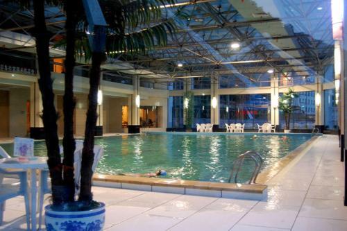 Байшань: Changbai Mountain International Hot Spring Holiday Village