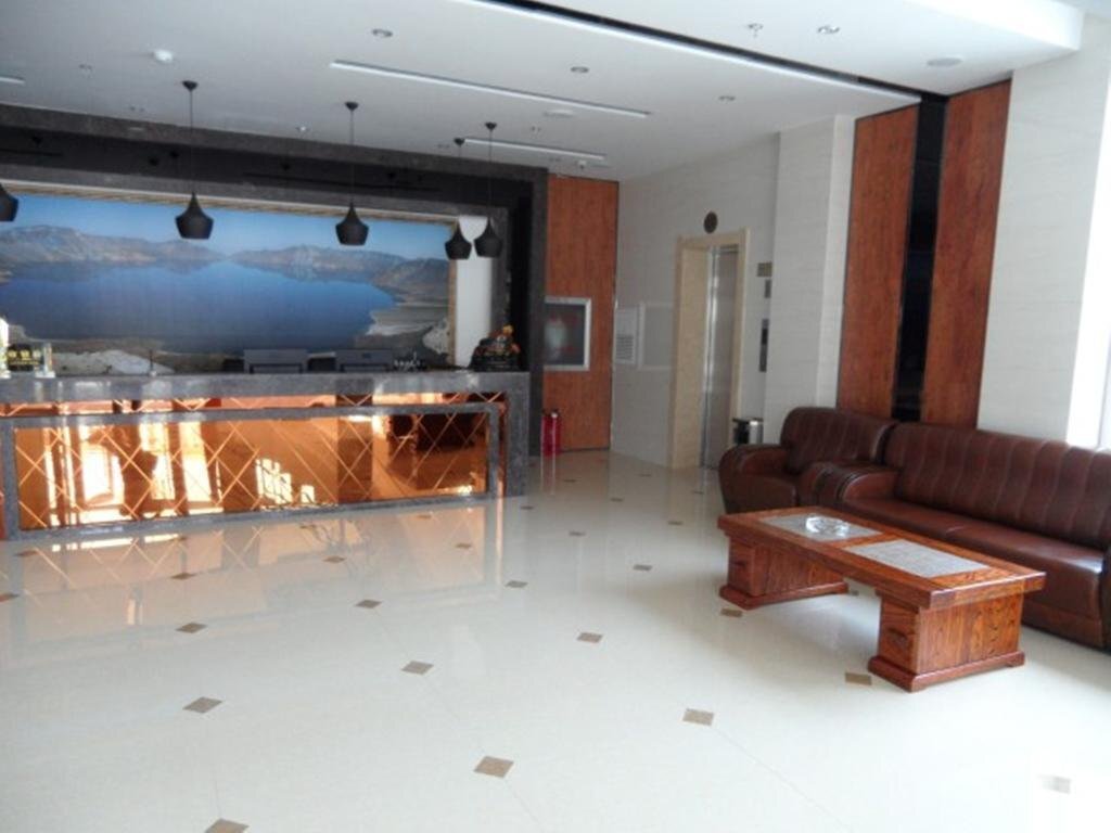 Байшань: Changbai Mountain Minghu Hotel