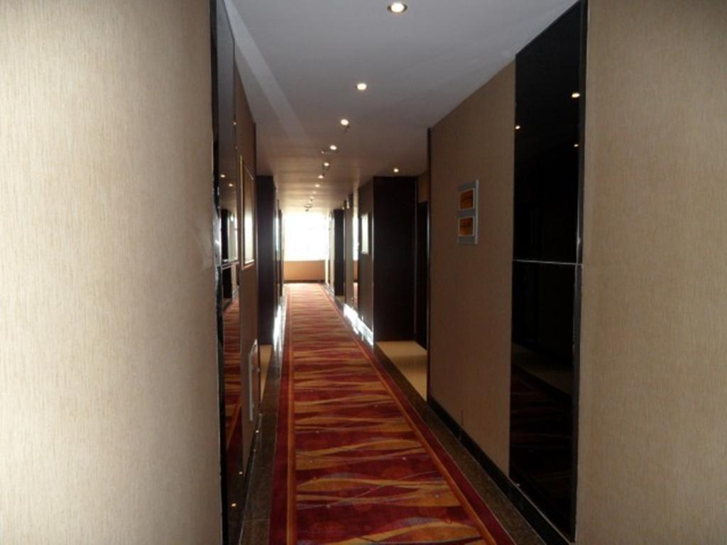Байшань: Changbai Mountain Minghu Hotel