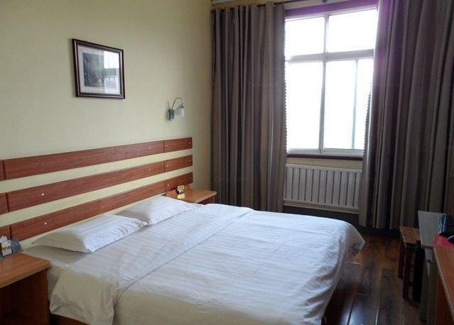 Бинжоу: Binzhou Jianing Inn