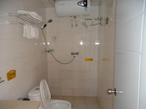 Байшань: Changbai Mountain Cuihumingyuan Apartment