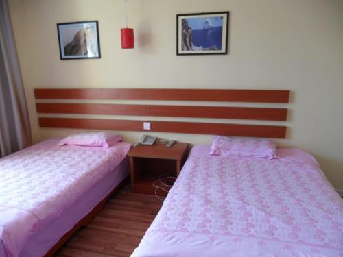 Байшань: Changbai Mountain Cuihumingyuan Apartment