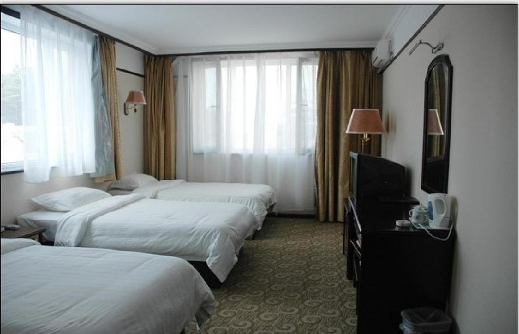 Байшань: Changbai Mountain Dazhonglai Hotel