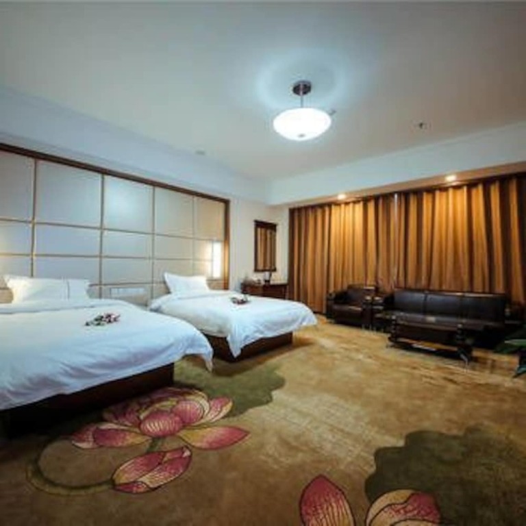 Цанчжоу: New Century International Hotel