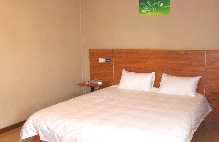 Таншань: Eaka 365 Hotel Tangshan Fuxing Road Branch