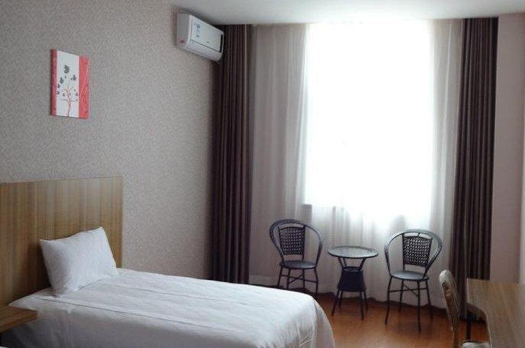 Цанчжоу: Eaka 365 Hotel Shenze Bus Station Branch