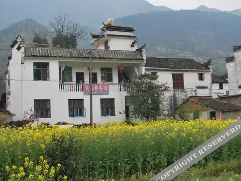 Шанграо: Wuyuan Qingyuan Xifuchun Farmstay
