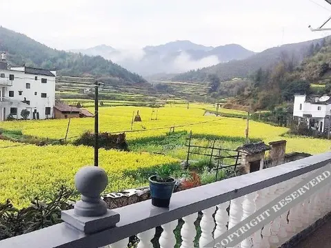 Шанграо: Wuyuan Qingyuan Xifuchun Farmstay