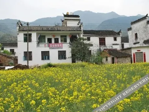 Шанграо: Wuyuan Qingyuan Xifuchun Farmstay