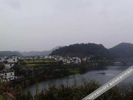 Шанграо: Wuyuan Qingyuan Xifuchun Farmstay