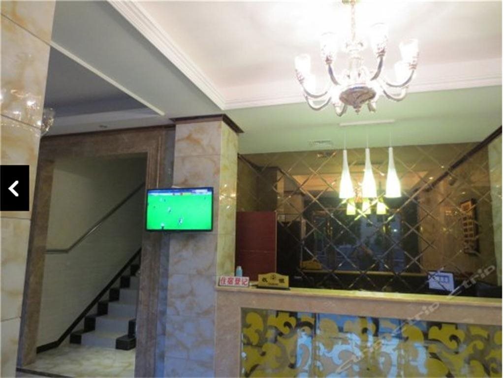 Мяньян: Mianyang Pingjiu Business Hotel