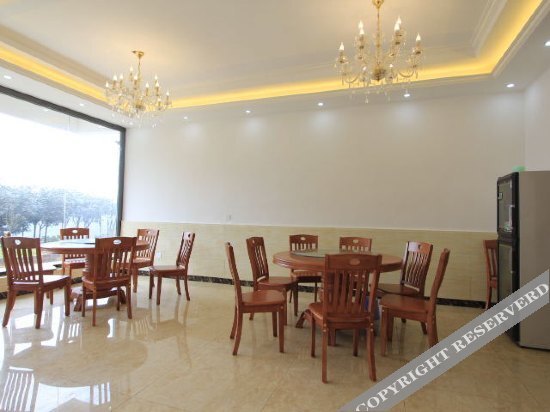 Яань: Bifengxia Qinlanyuan