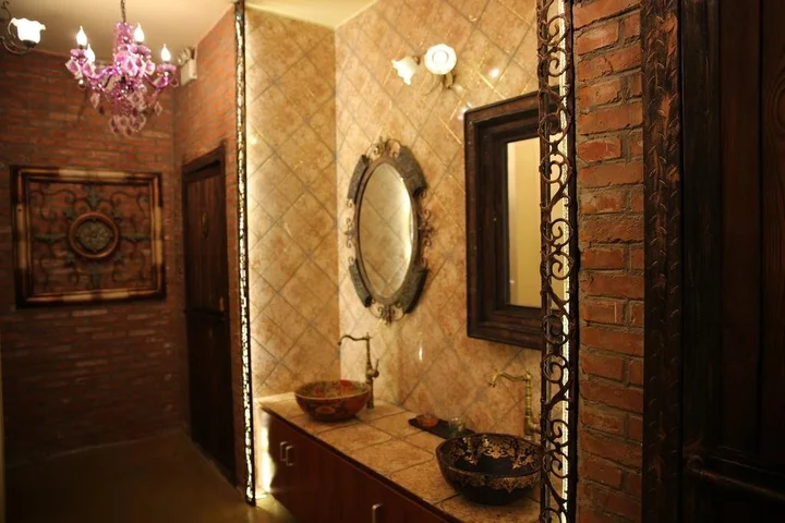 Харбин: Harbin Yu Jian Russian Country Inn