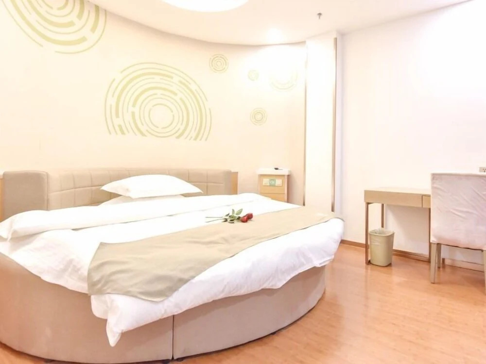 Кайфын: GreenTree Inn Kaifeng Jinming Plaza Business Hotel