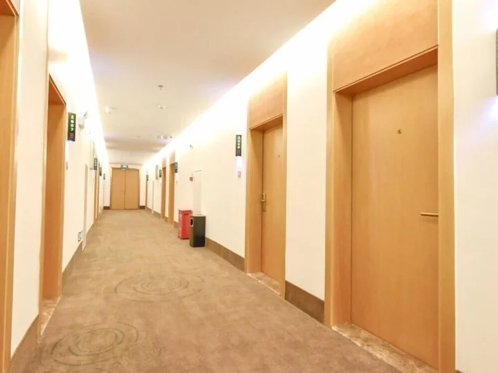 Кайфын: GreenTree Inn Kaifeng Jinming Plaza Business Hotel