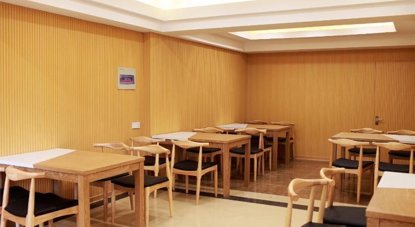 Кайфын: GreenTree Inn Kaifeng Jinming Plaza Business Hotel